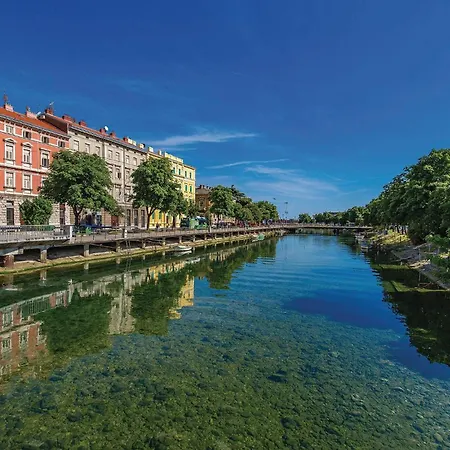 Stunning In With Wifi Rijeka